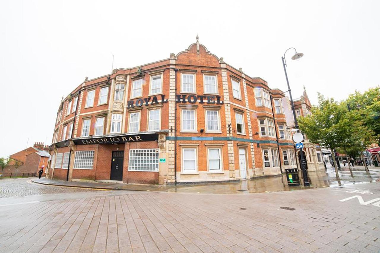 Royal Hotel Kettering  Bagian luar foto