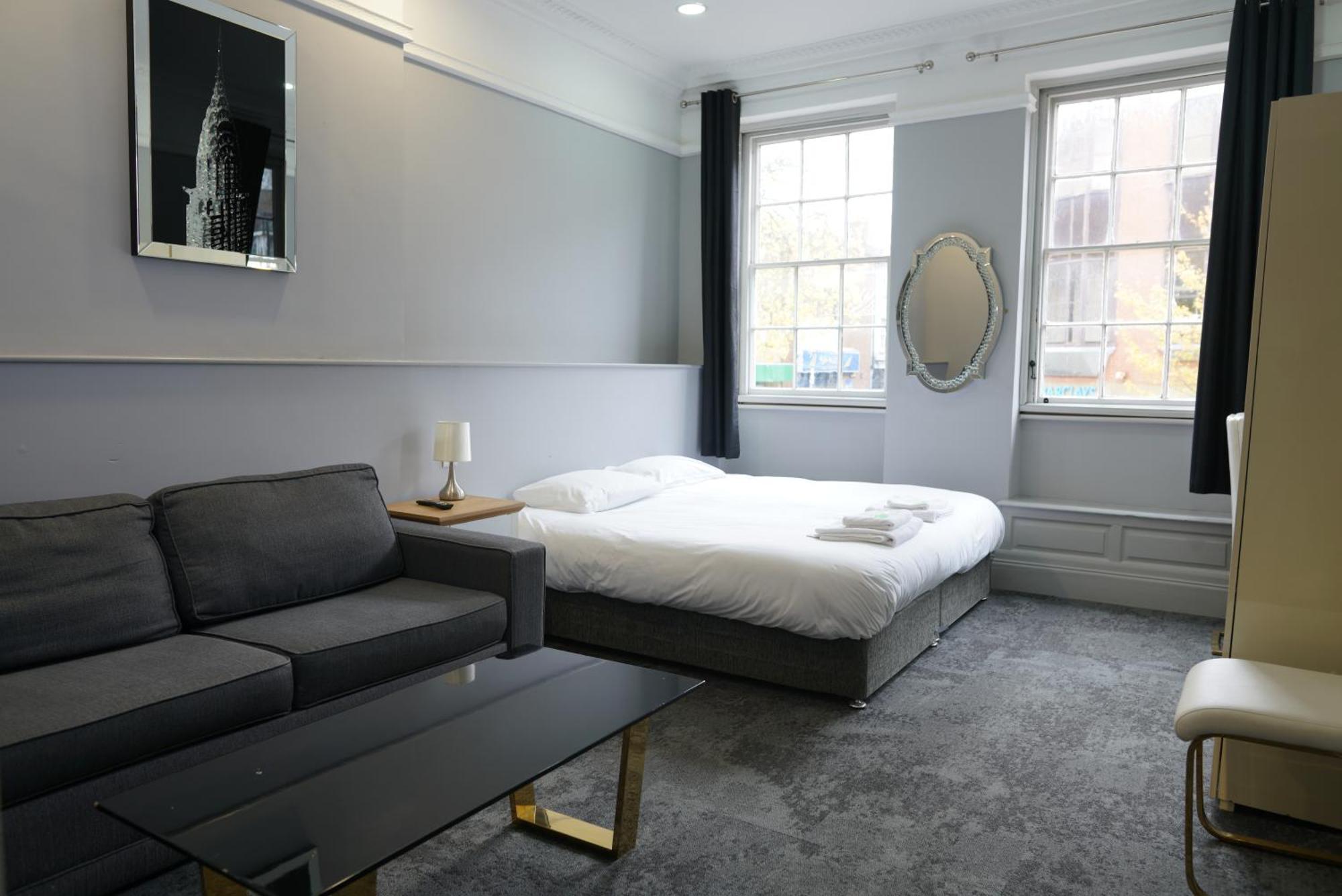 Royal Hotel Kettering  Bagian luar foto